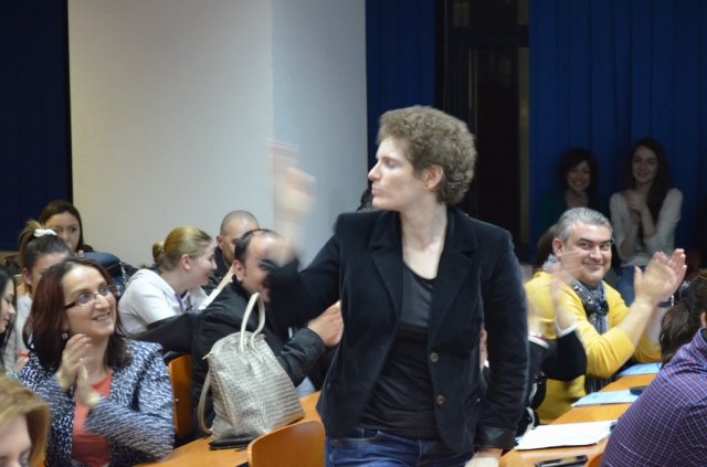 Conferința intermediară